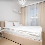Beige Harmony For Family & Business With Parking And Ac By Uniquerent Apartament *