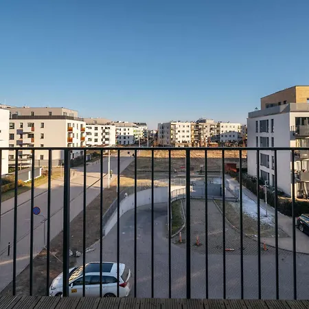 Beige Harmony For Family & Business With Parking And Ac By Uniquerent Apartament *