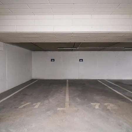 Beige Harmony For Family & Business With Parking And Ac By Uniquerent * Wrocław