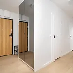 Апартаменты Beige Harmony For Family & Business With Parking And Ac By Uniquerent *