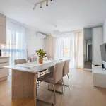 Beige Harmony For Family & Business With Parking And Ac By Uniquerent * Wroclaw