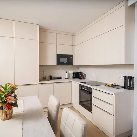 Apartment Beige Harmony For Family & Business Breslau