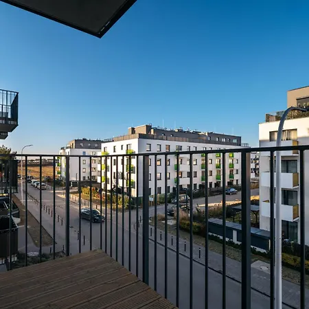 Beige Harmony For Family & Business With Parking And Ac By Uniquerent Lejlighed