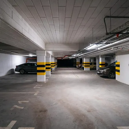 Beige Harmony For Family & Business With Parking And Ac By Uniquerent Breslau