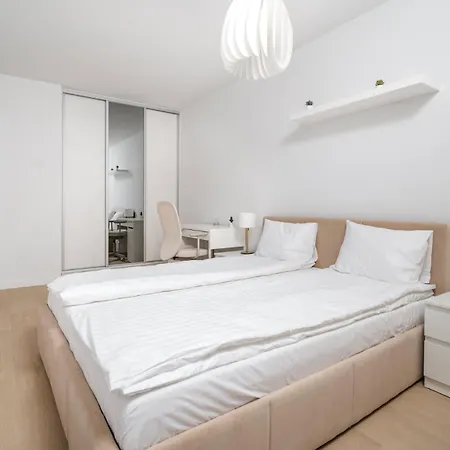 Apartman Beige Harmony For Family & Business With Parking And Ac By Uniquerent Wrocław