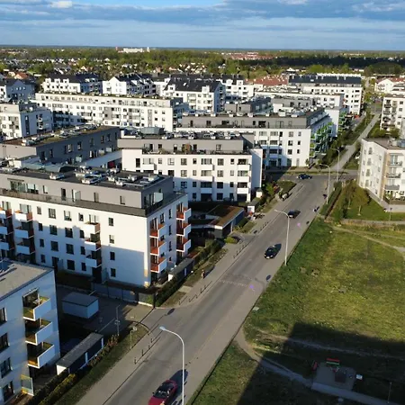 Beige Harmony For Family & Business With Parking And Ac By Uniquerent Wrocław