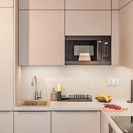 Apartman Beige Harmony For Family & Business With Parking And Ac By Uniquerent *