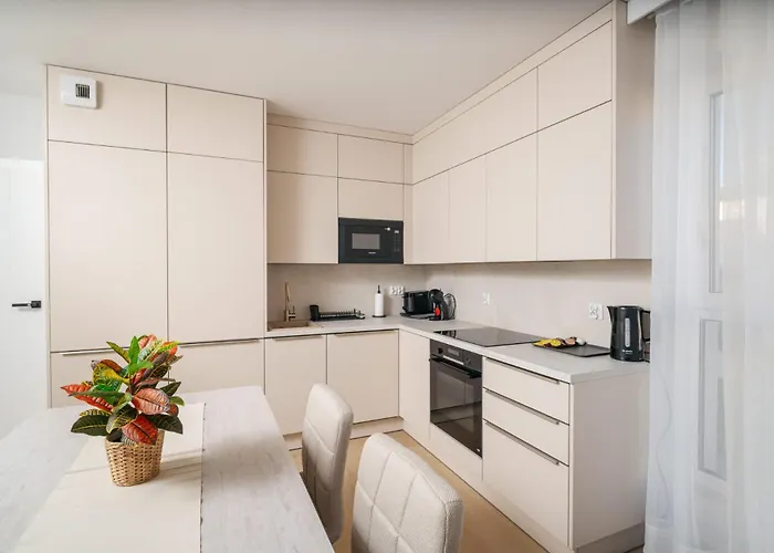 Apartment Beige Harmony For Family & Business Breslau