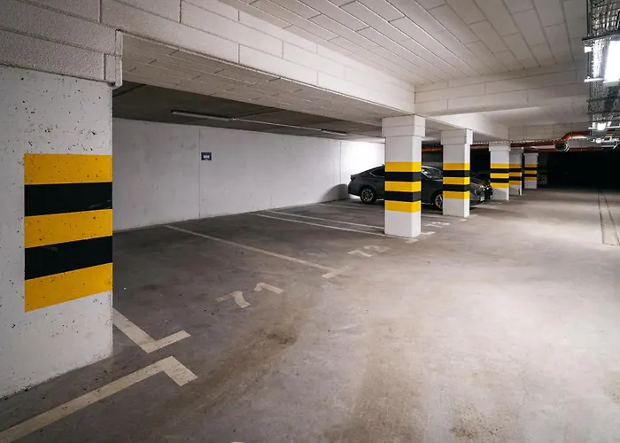 Beige Harmony For Family & Business * Breslau