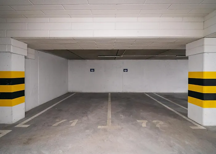 Beige Harmony For Family & Business * Breslau