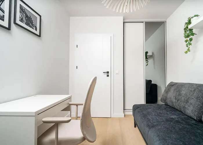 Beige Harmony For Family & Business Apartment *